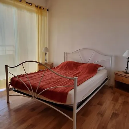 4 Pers. Proche Du Port Et Centre Apartament *
